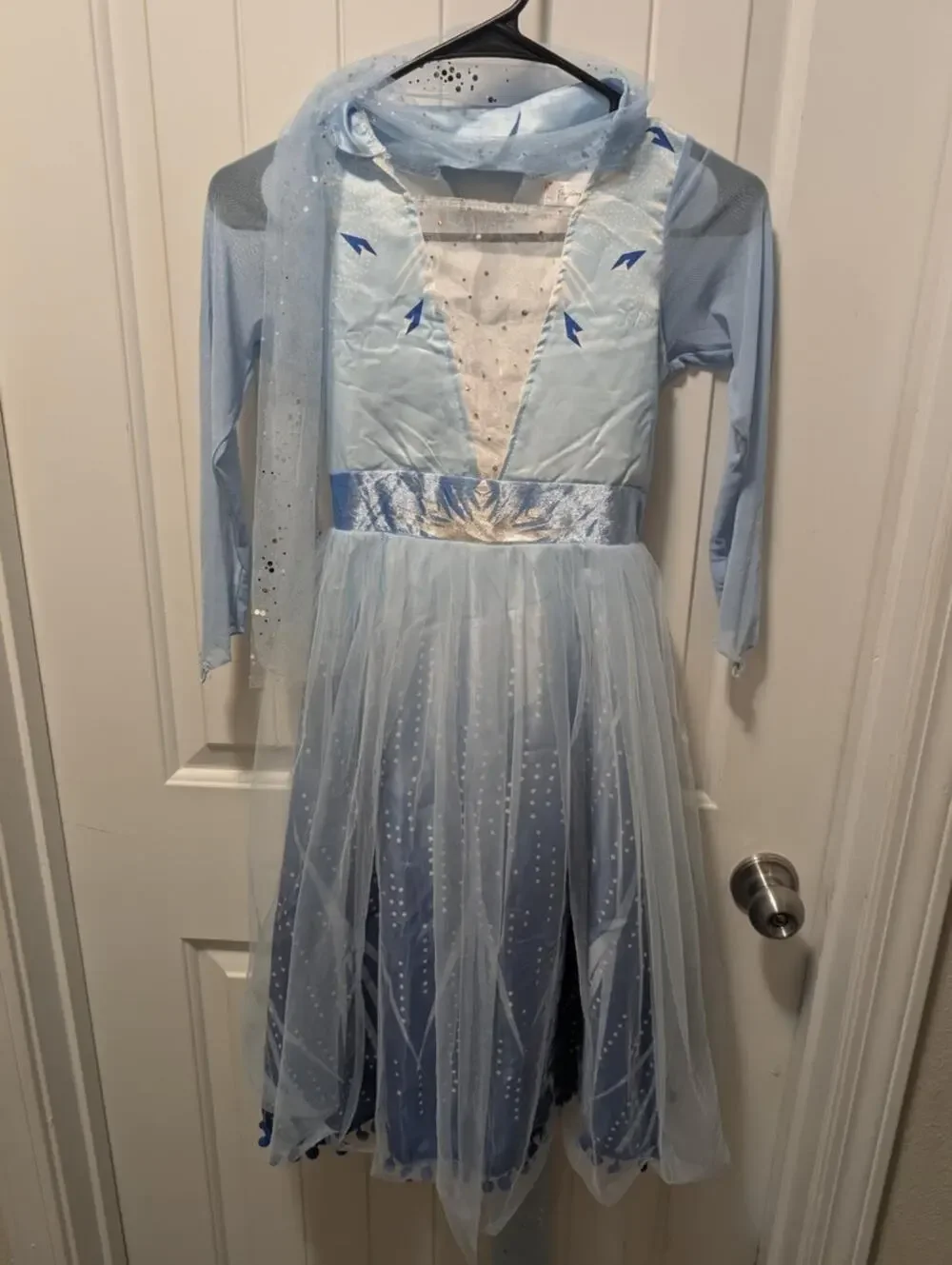 Girl’s Frozen’s Elsa Ice Queen Costume Dress Princess Sz 140 CM, US 10 Halloween